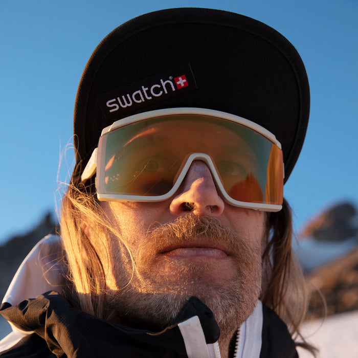 Pursuit CT Matte Bone + ChromaPop Glacier Photochromic Copper Gold Mirror Lens