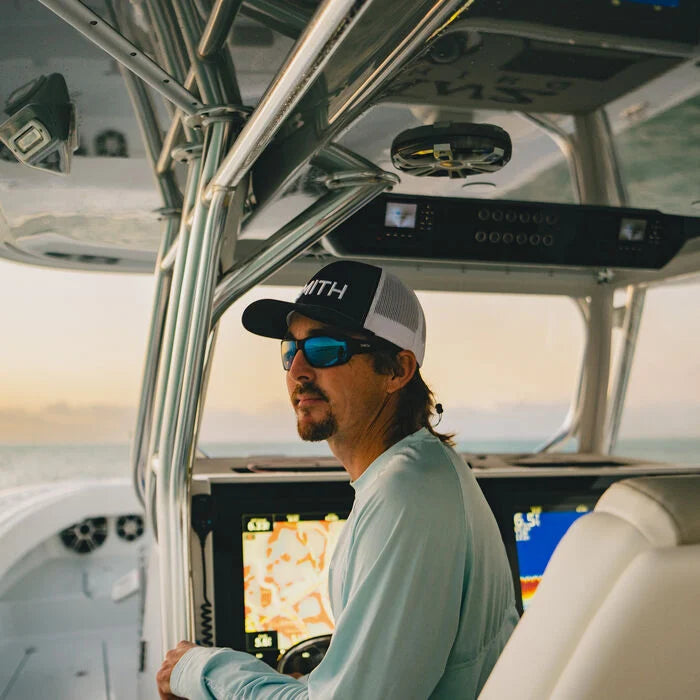 Hookset Matte Black + ChromaPop™ Glass Polarchromic Yellow Blue Mirror