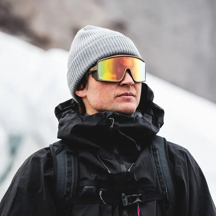 Pursuit Matte Gold Dust + ChromaPop Glacier Photochromic Rose Gold Mirror Lens