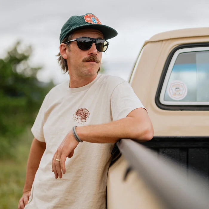 Venture Black + ChromaPop™ Polarized Gray Green Lens