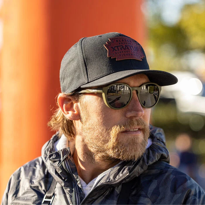 Venture Matte Moss + ChromaPop™ Polarized Black Lens