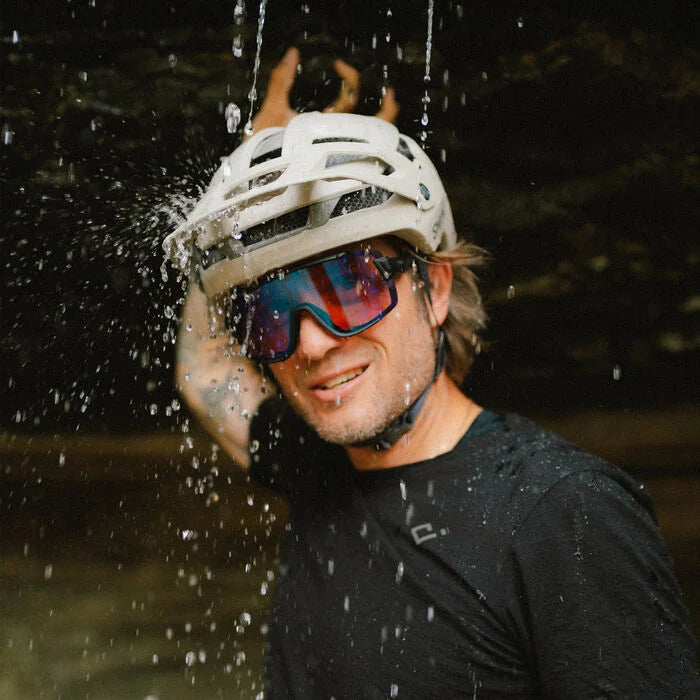 Wildcat Matte Black + ChromaPop Low Light Rose Blue Mirror