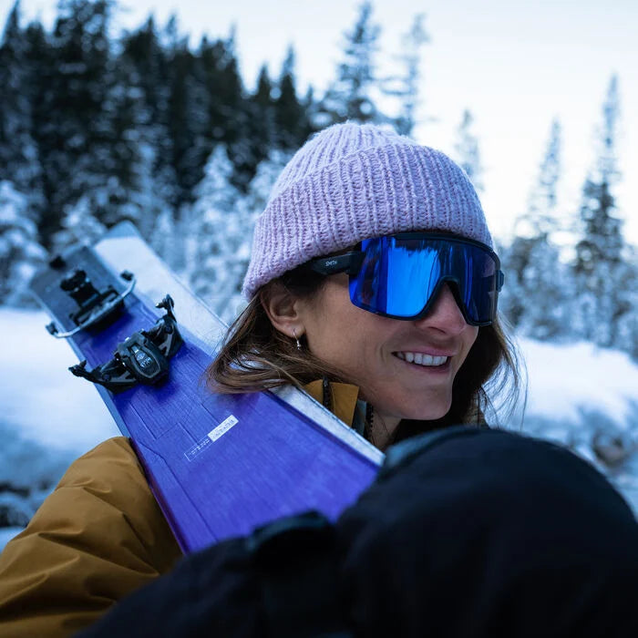 Wildcat Matte Black + ChromaPop Glacier Photochromic Copper Blue Mirror Lens