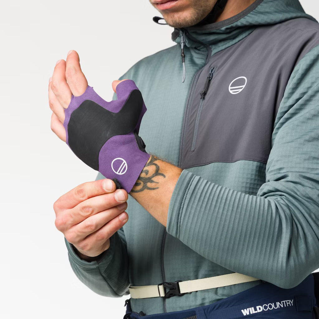 Crack Gloves